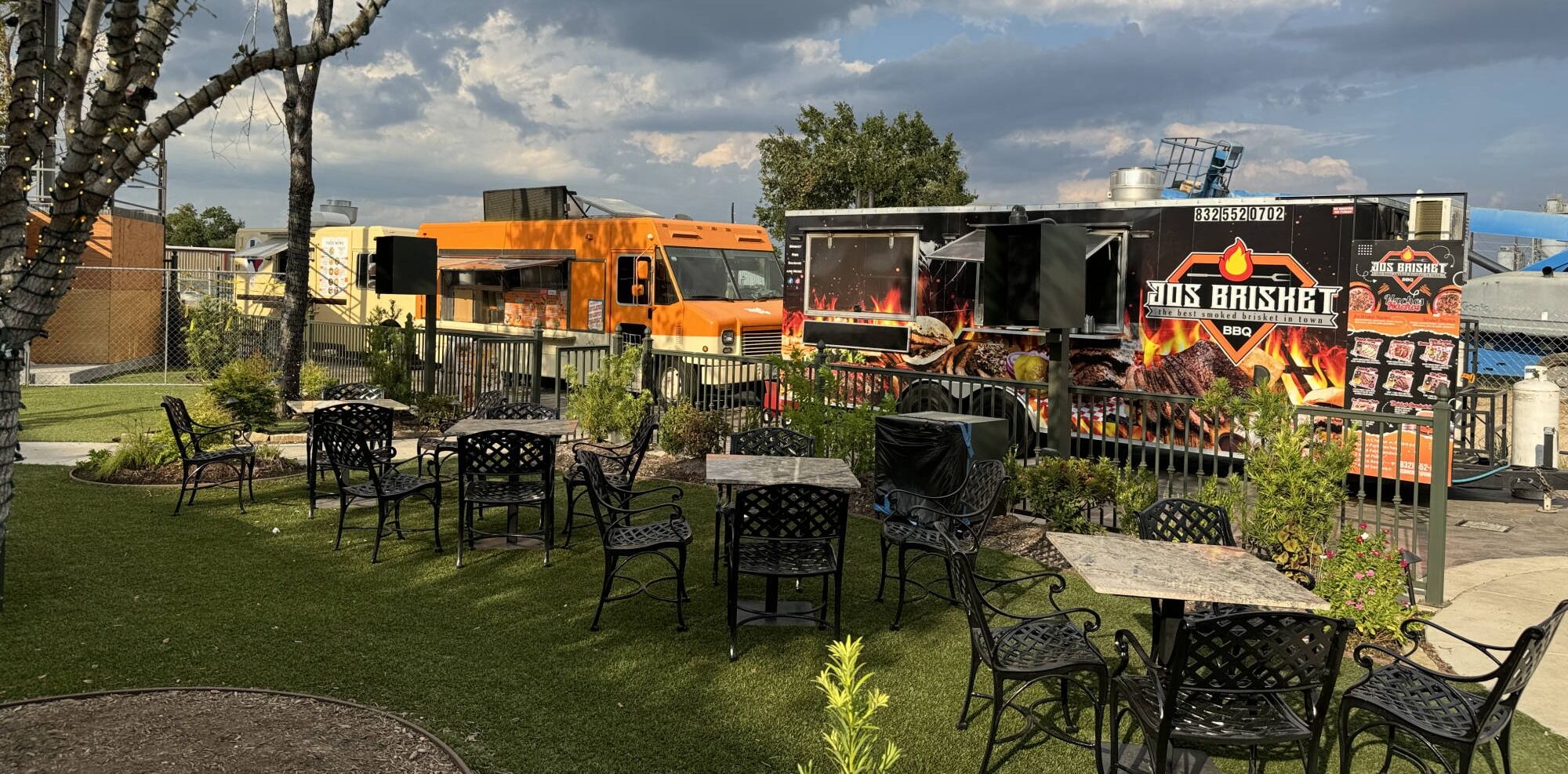 Food trucks lined up at The Dryer